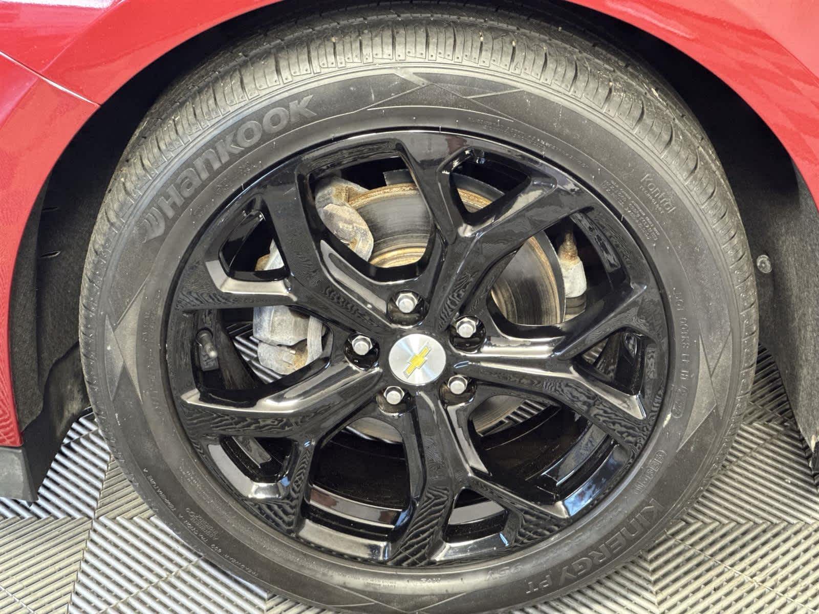 Thumbnail: 2018 Chevrolet Volt - 10