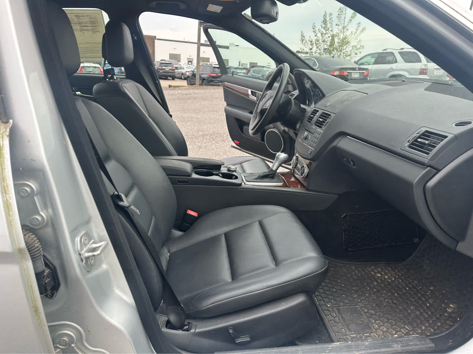 Thumbnail: 2010 Mercedes-Benz C-Class - 22