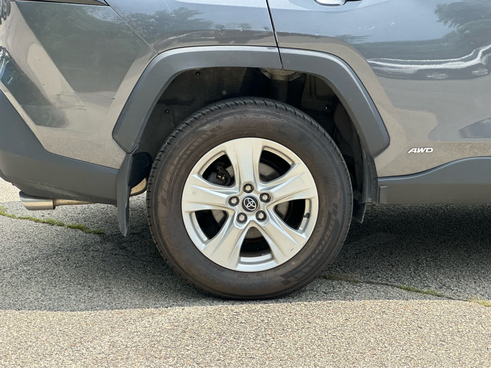 Thumbnail: 2021 Toyota RAV4 - 24