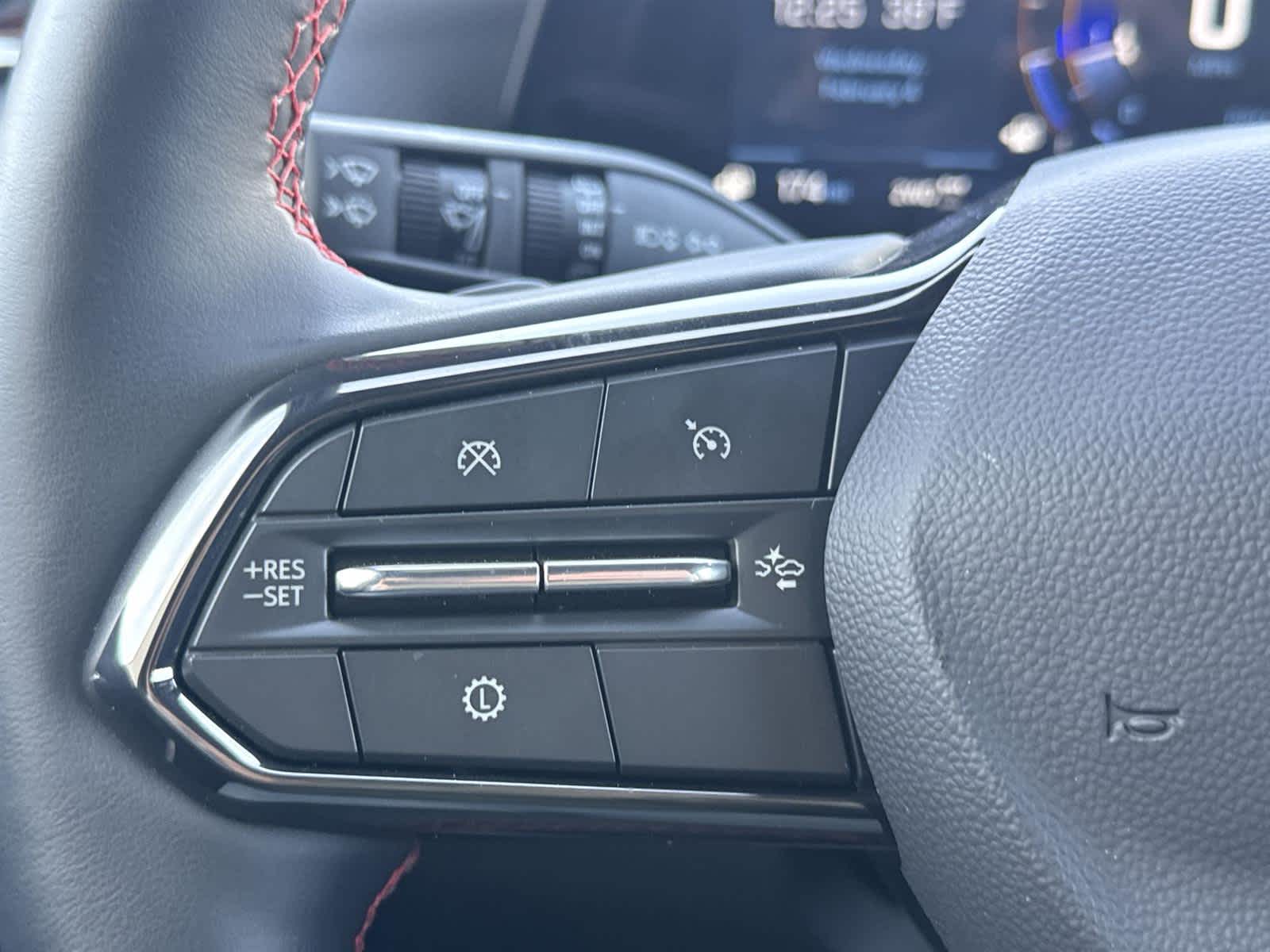 Thumbnail: 2025 Chevrolet Equinox - 24