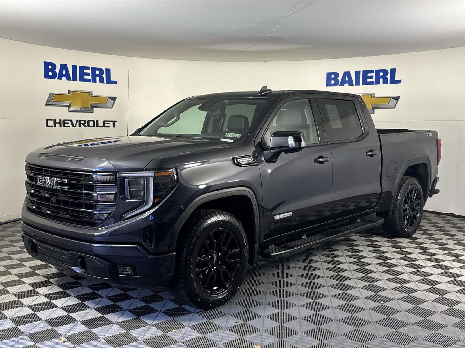 Thumbnail: 2023 GMC Sierra 1500 - 1