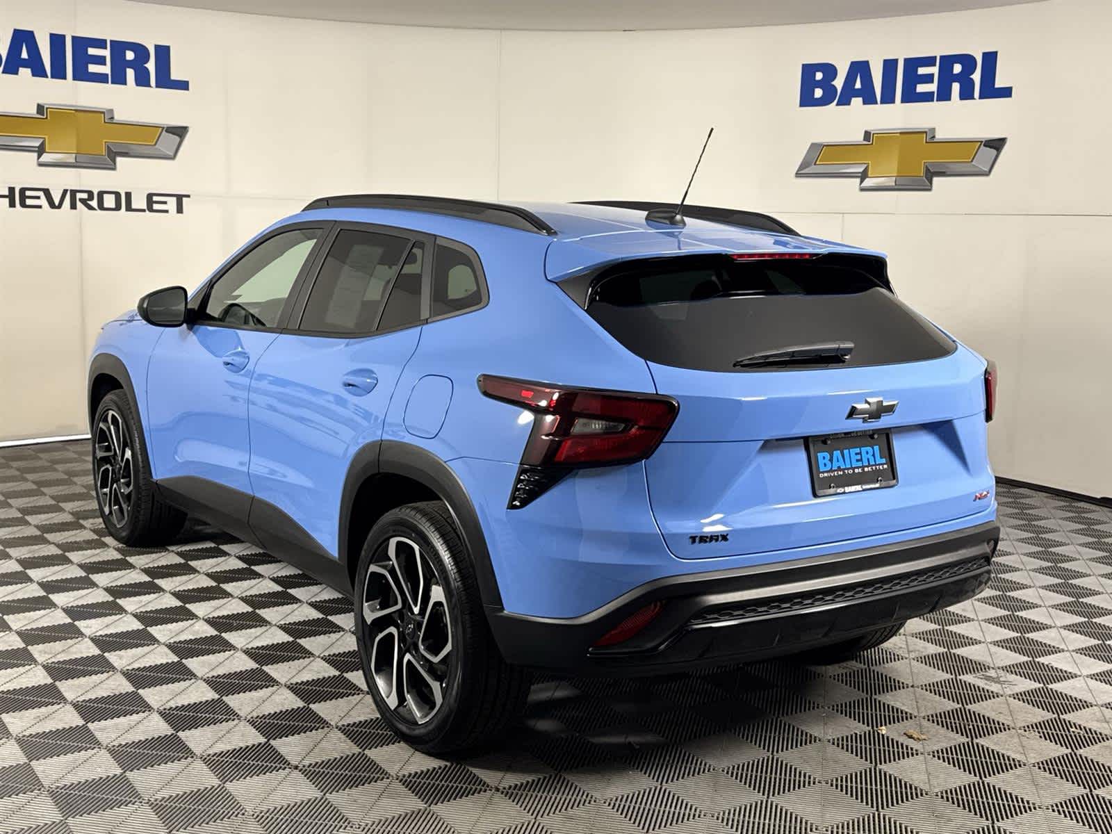 Thumbnail: 2024 Chevrolet Trax - 3