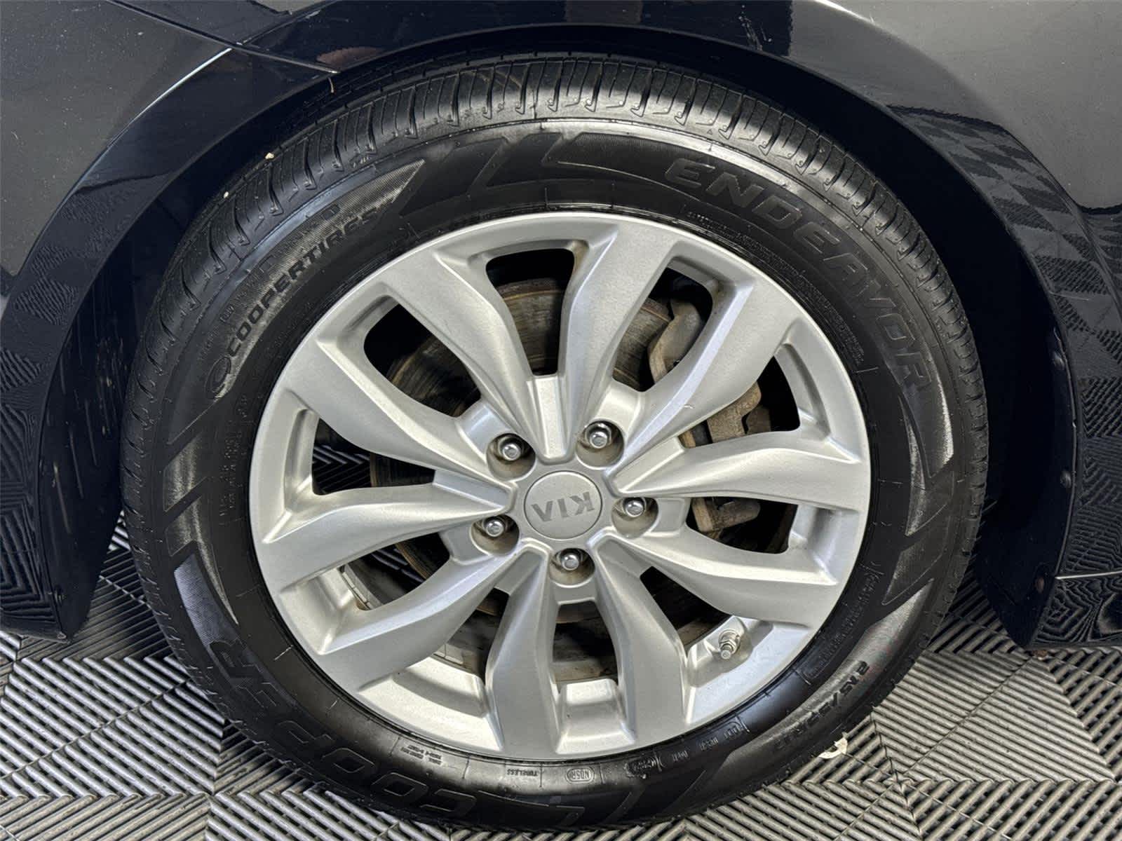 Thumbnail: 2015 Kia Optima - 8