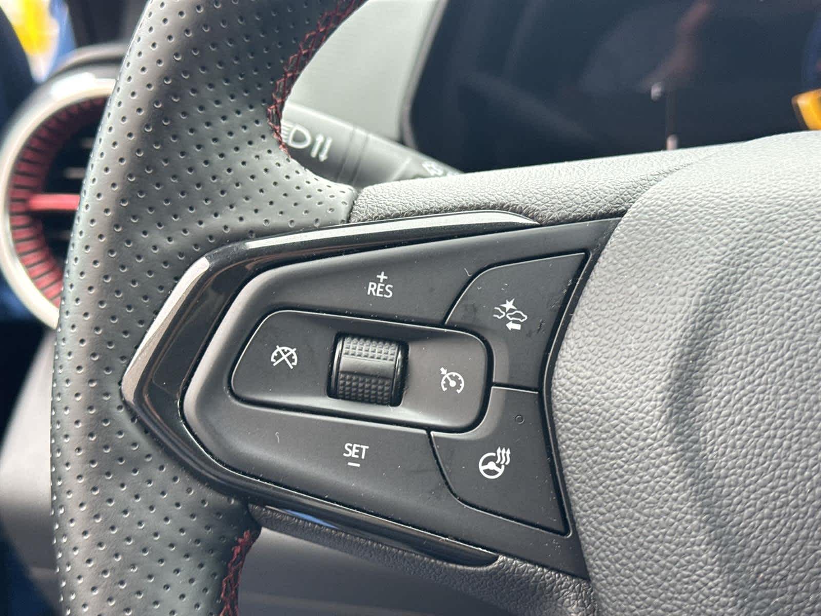 Thumbnail: 2024 Chevrolet Trax - 25