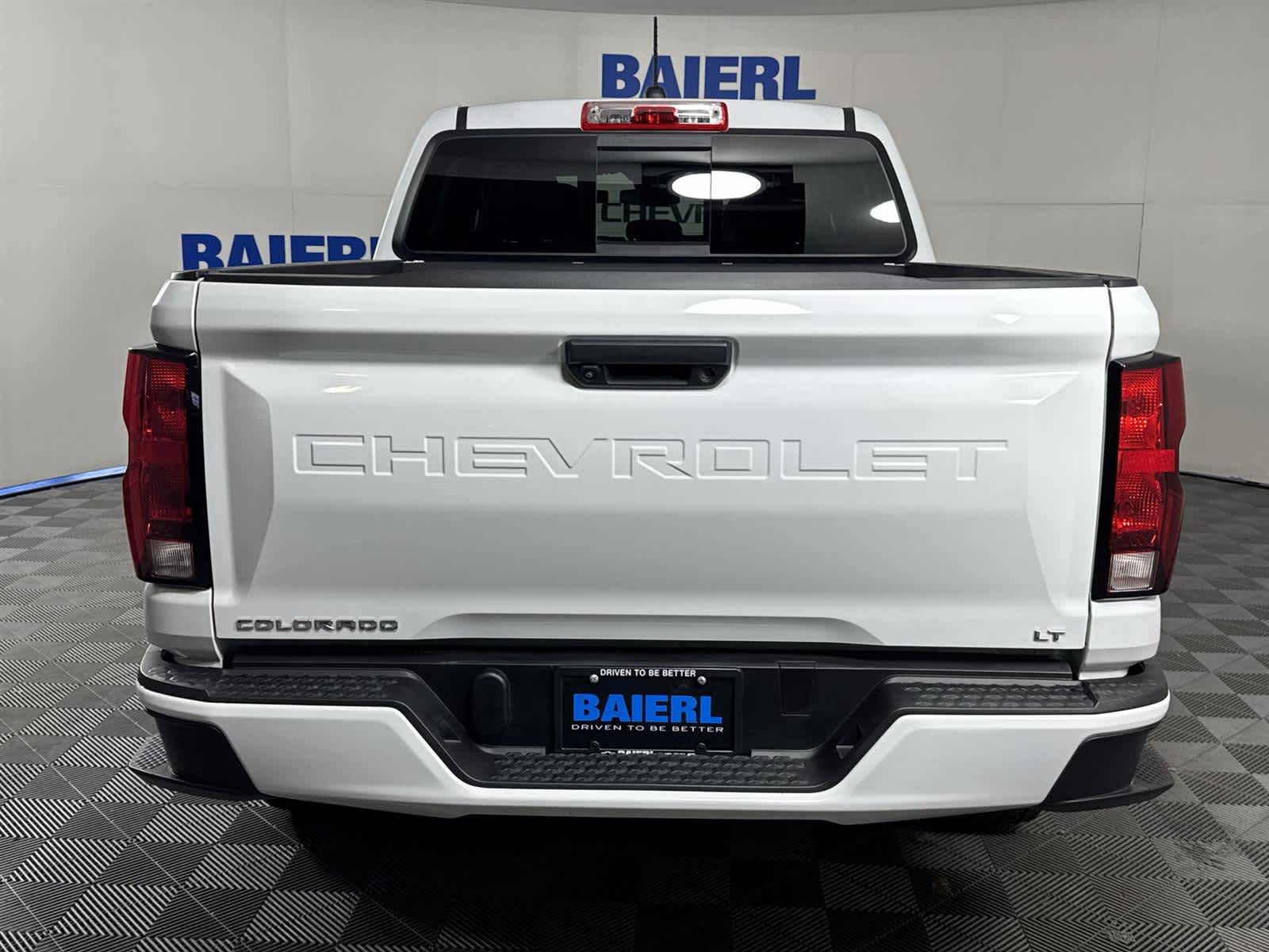 Thumbnail: 2024 Chevrolet Colorado - 4