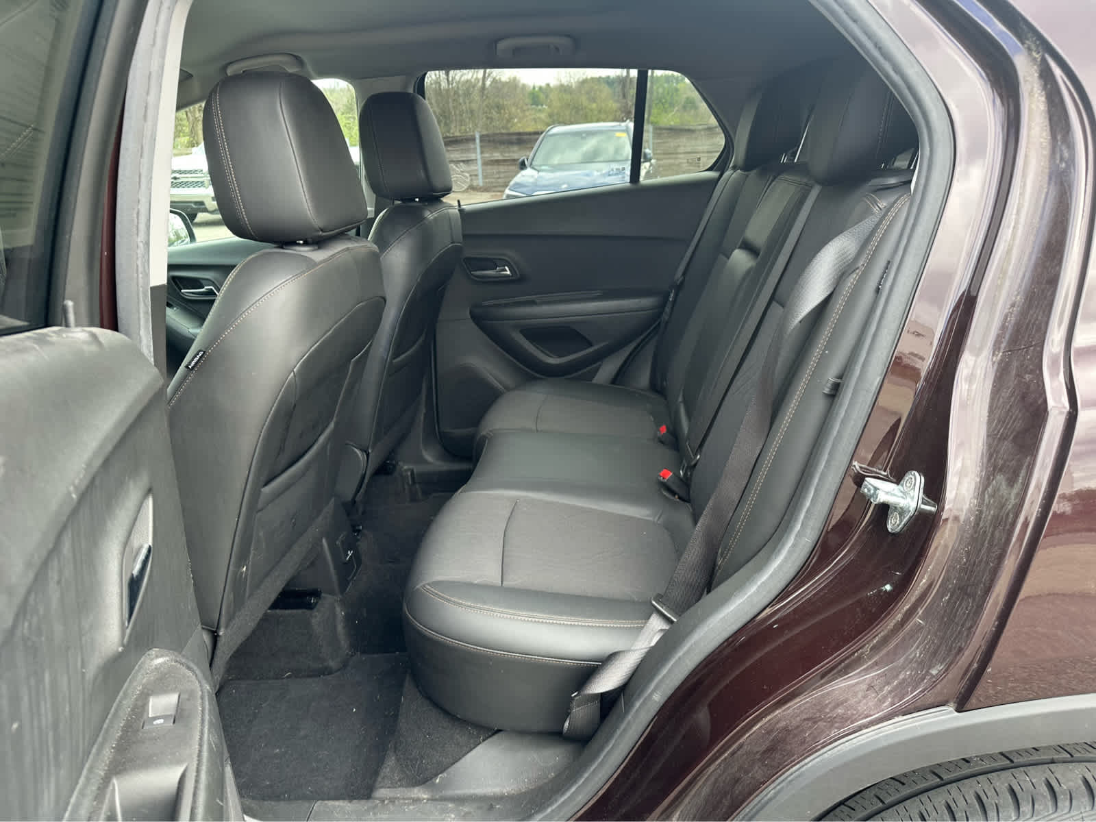 Thumbnail: 2022 Chevrolet Trax - 21