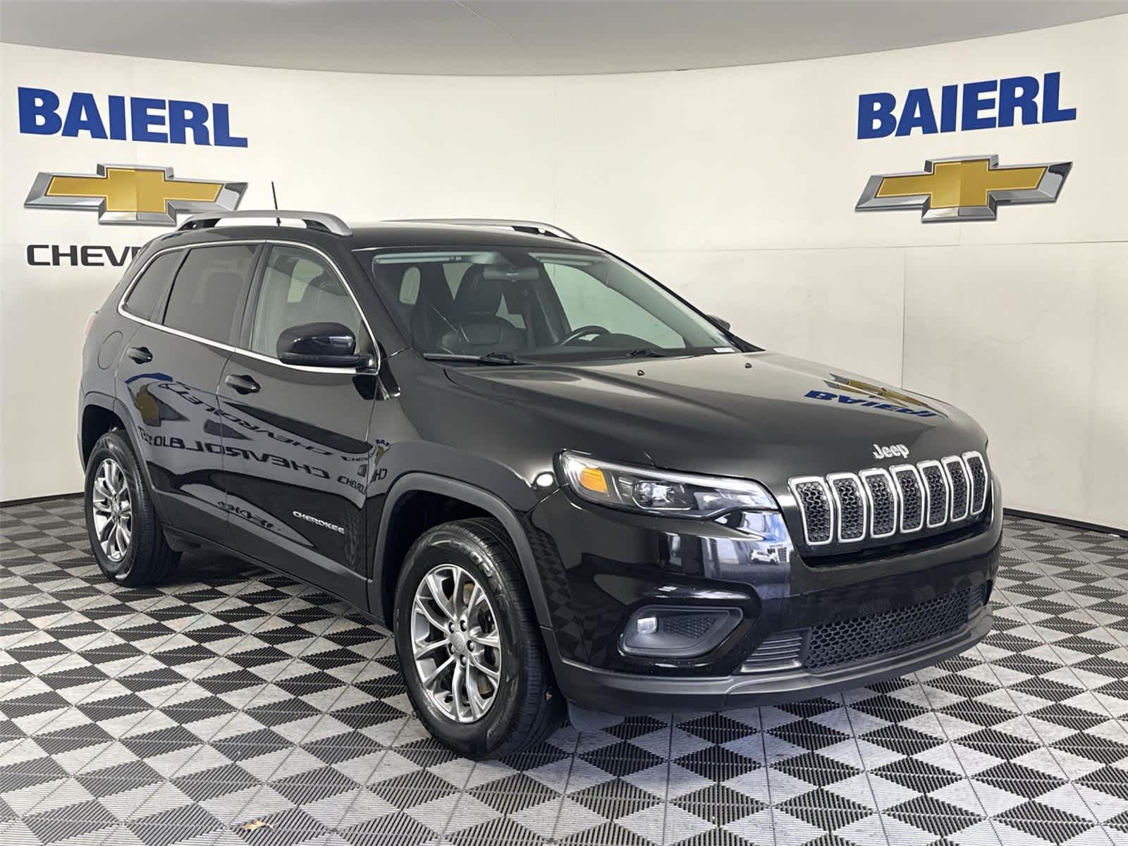Thumbnail: 2019 Jeep Cherokee - 7