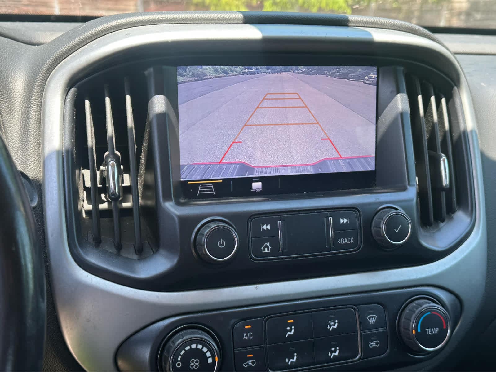 Thumbnail: 2020 Chevrolet Colorado - 14