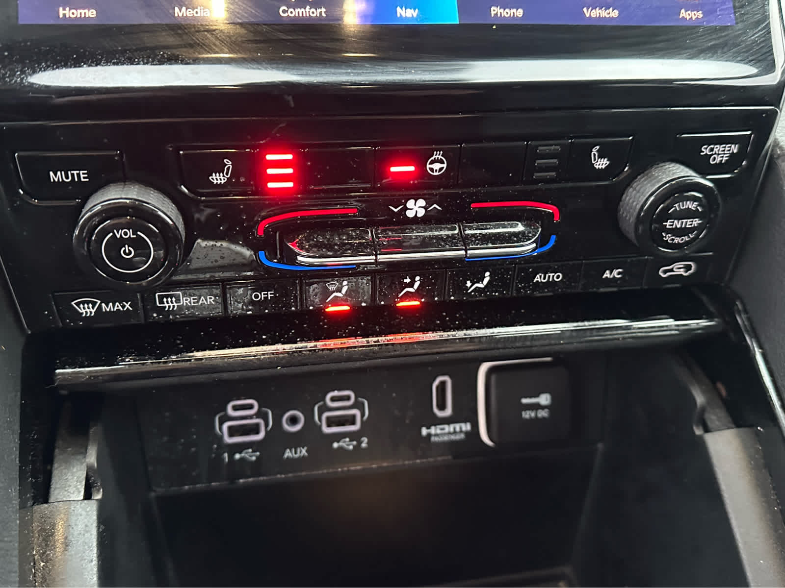 Thumbnail: 2022 Jeep Grand Cherokee - 16