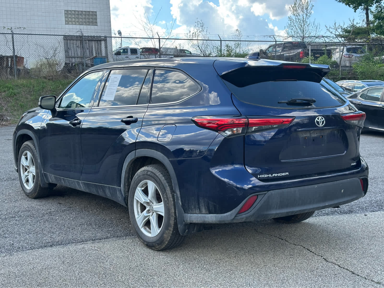 Thumbnail: 2021 Toyota Highlander - 5