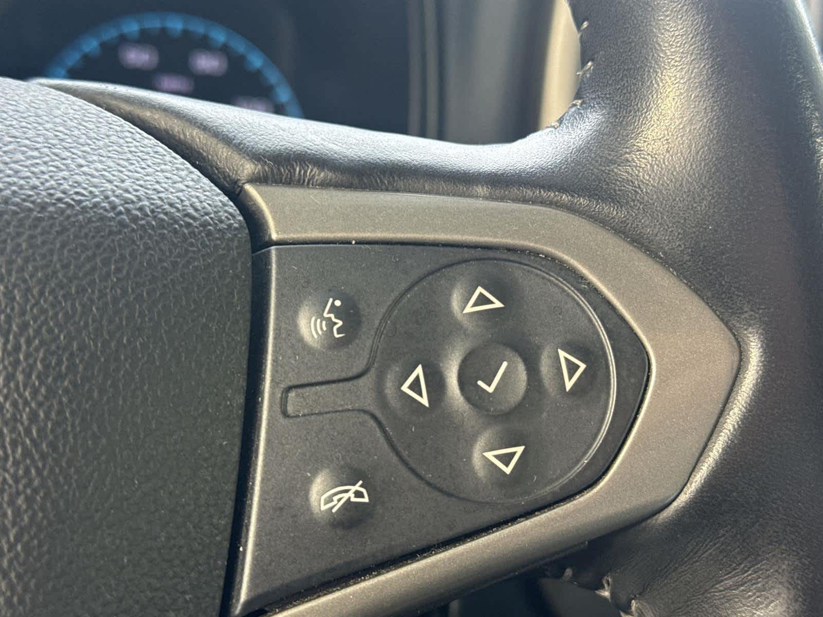 Thumbnail: 2021 Chevrolet Colorado - 26