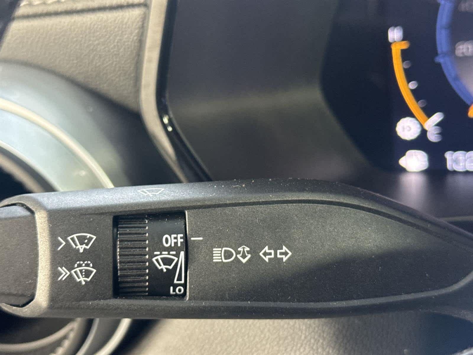 Thumbnail: 2024 Chevrolet Colorado - 27