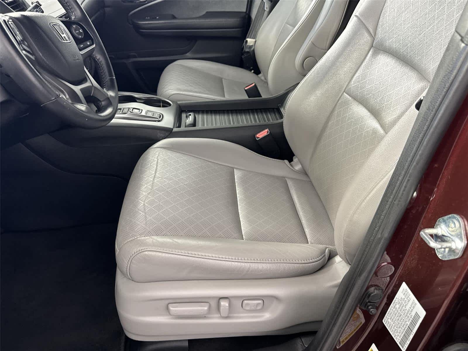 Thumbnail: 2021 Honda Passport - 10