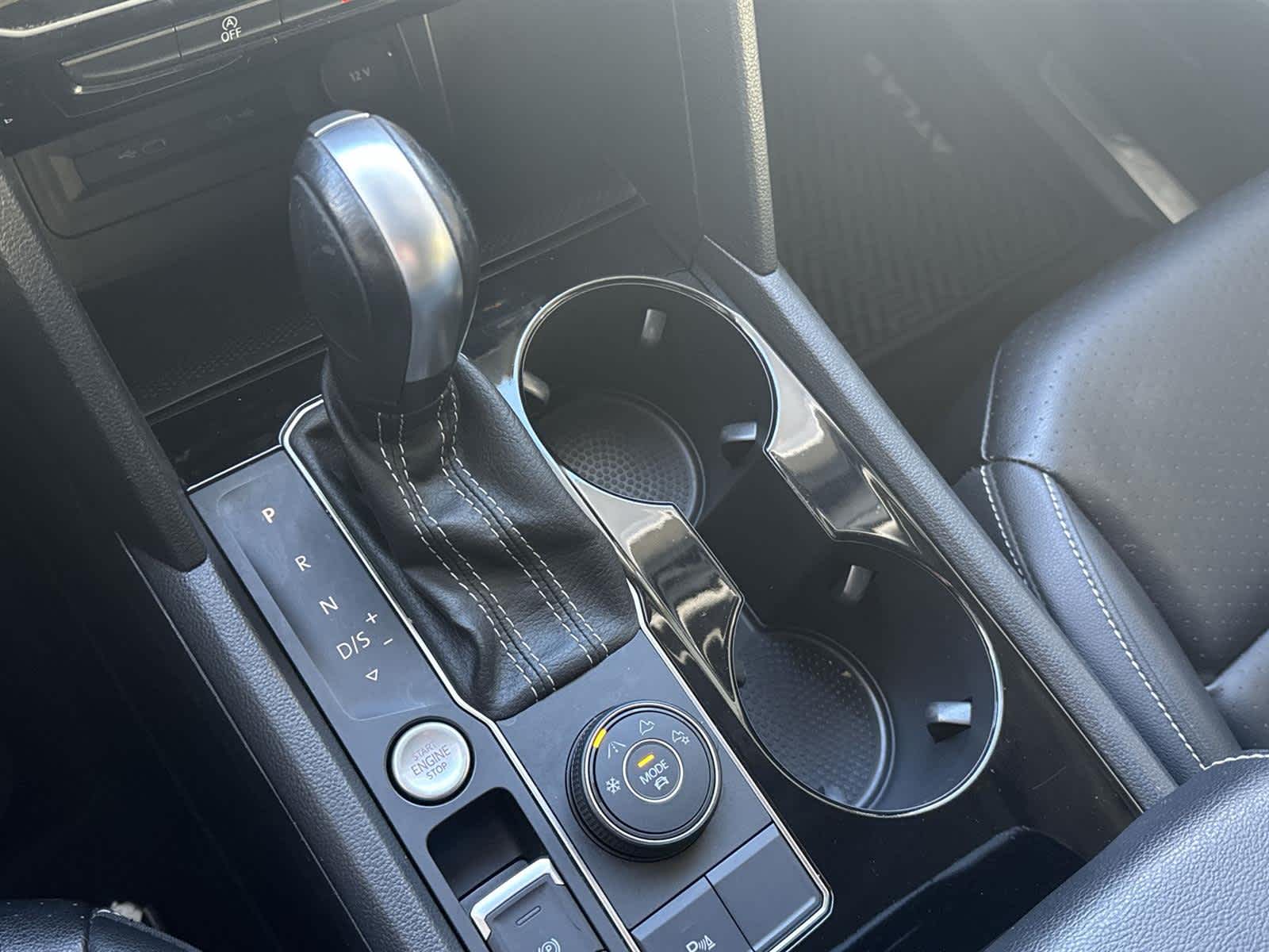 Thumbnail: 2022 Volkswagen Atlas - 20