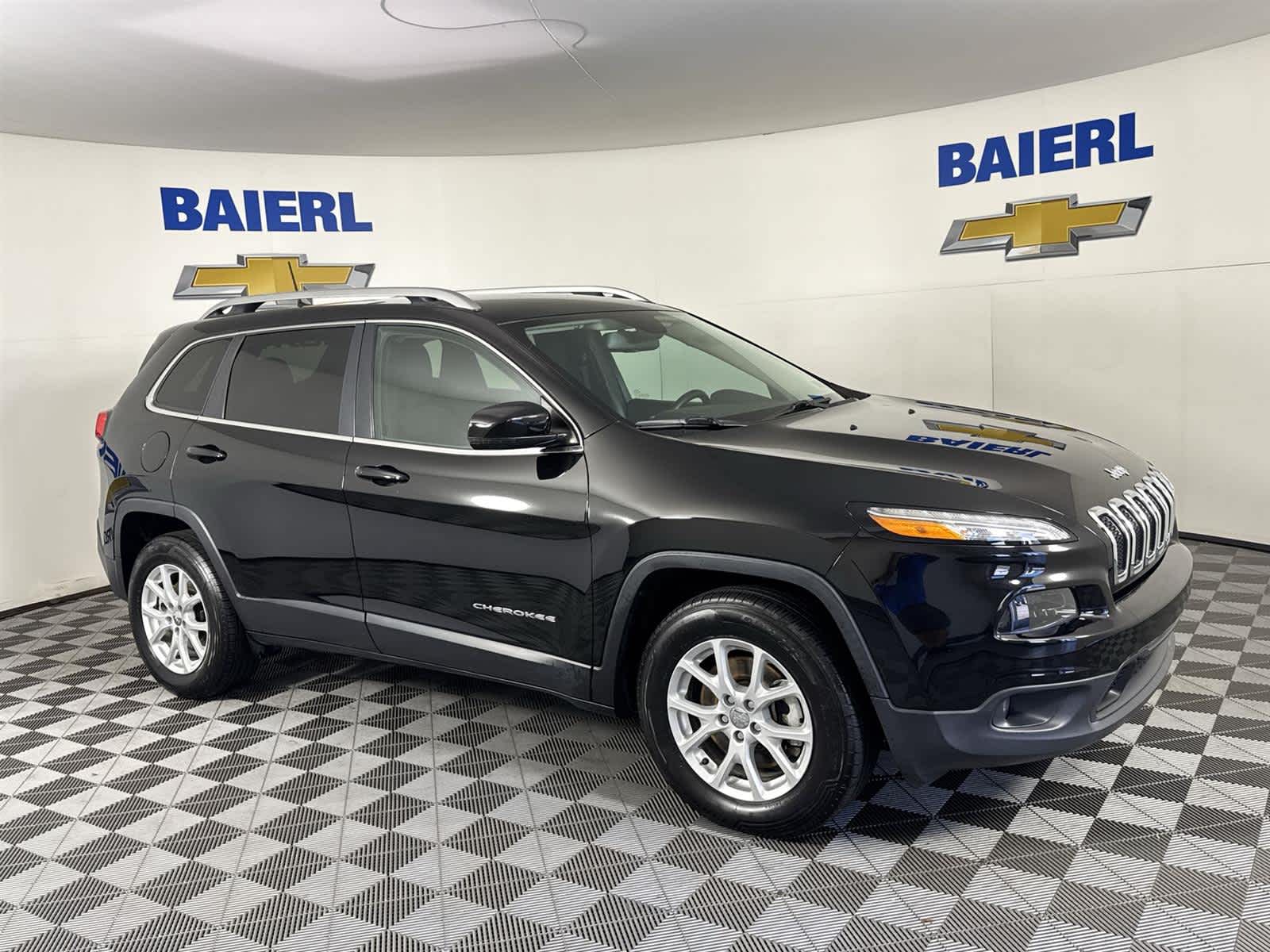 Thumbnail: 2017 Jeep Cherokee - 6
