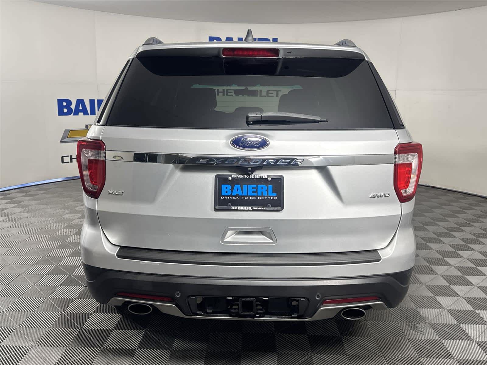 Thumbnail: 2018 Ford Explorer - 4