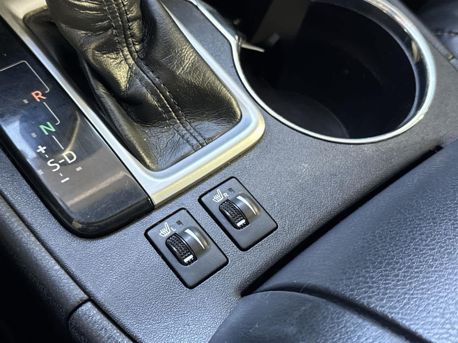 Thumbnail: 2018 Toyota Highlander - 21