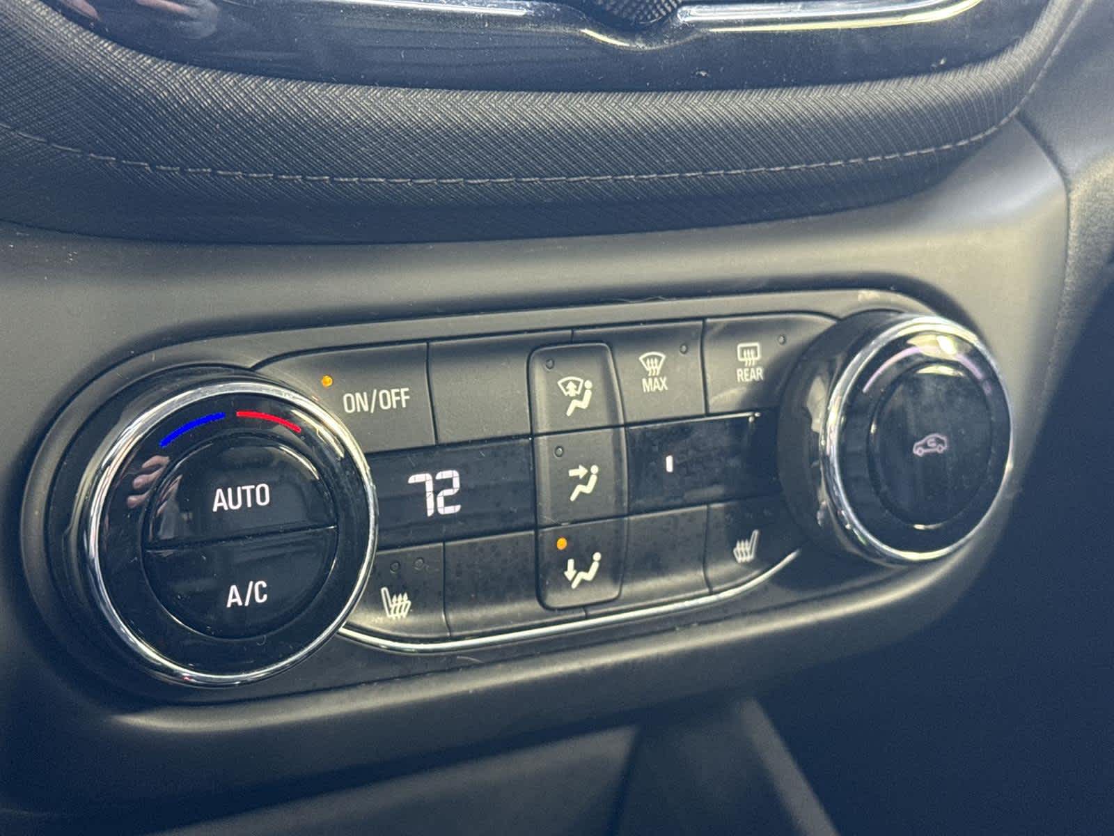 Thumbnail: 2021 Chevrolet TrailBlazer - 18