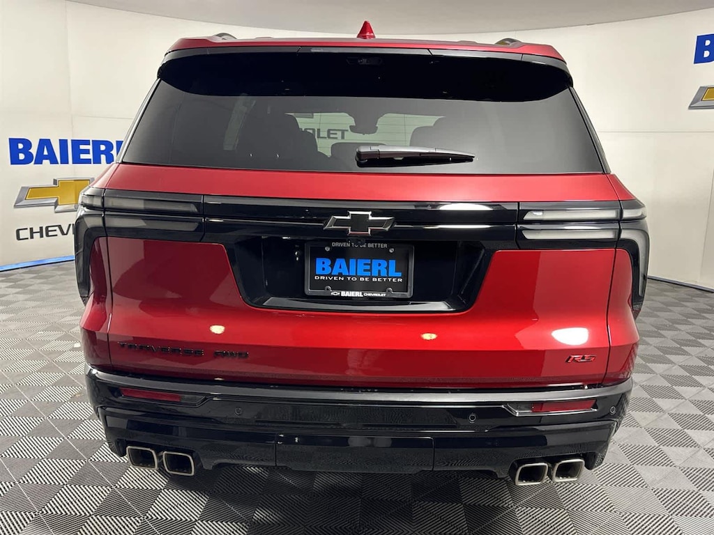 Used 2026 Chevrolet Traverse RS SUV