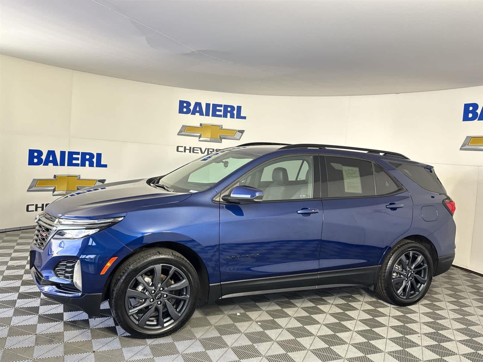 Thumbnail: 2022 Chevrolet Equinox - 2