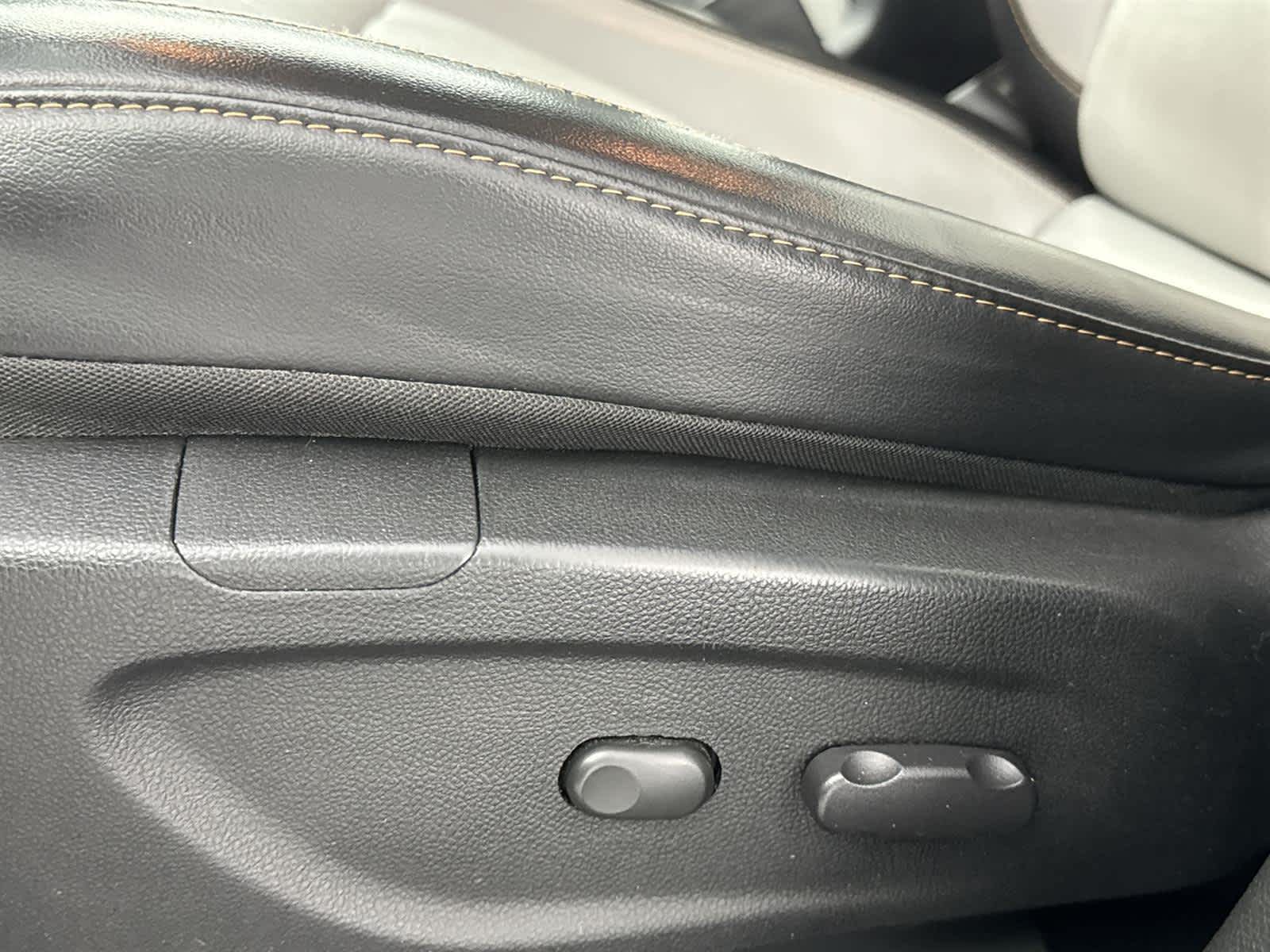 Thumbnail: 2019 Chevrolet Trax - 12