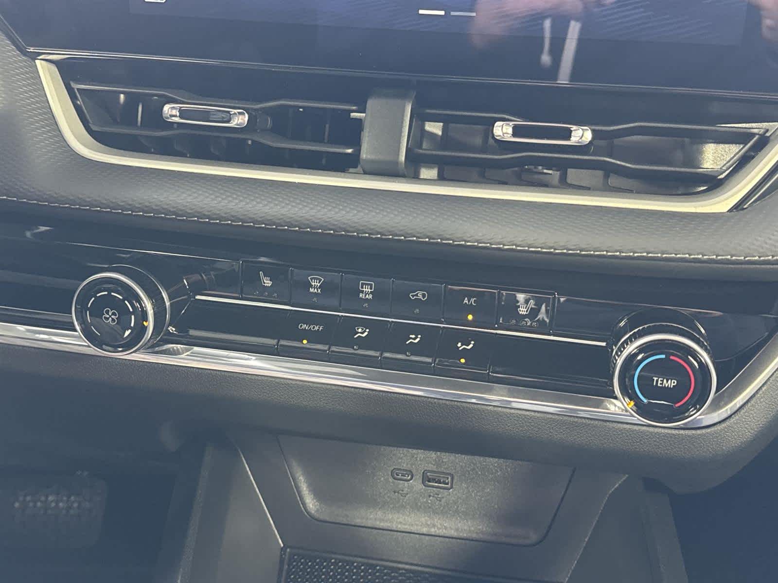 Thumbnail: 2026 Chevrolet Equinox - 19