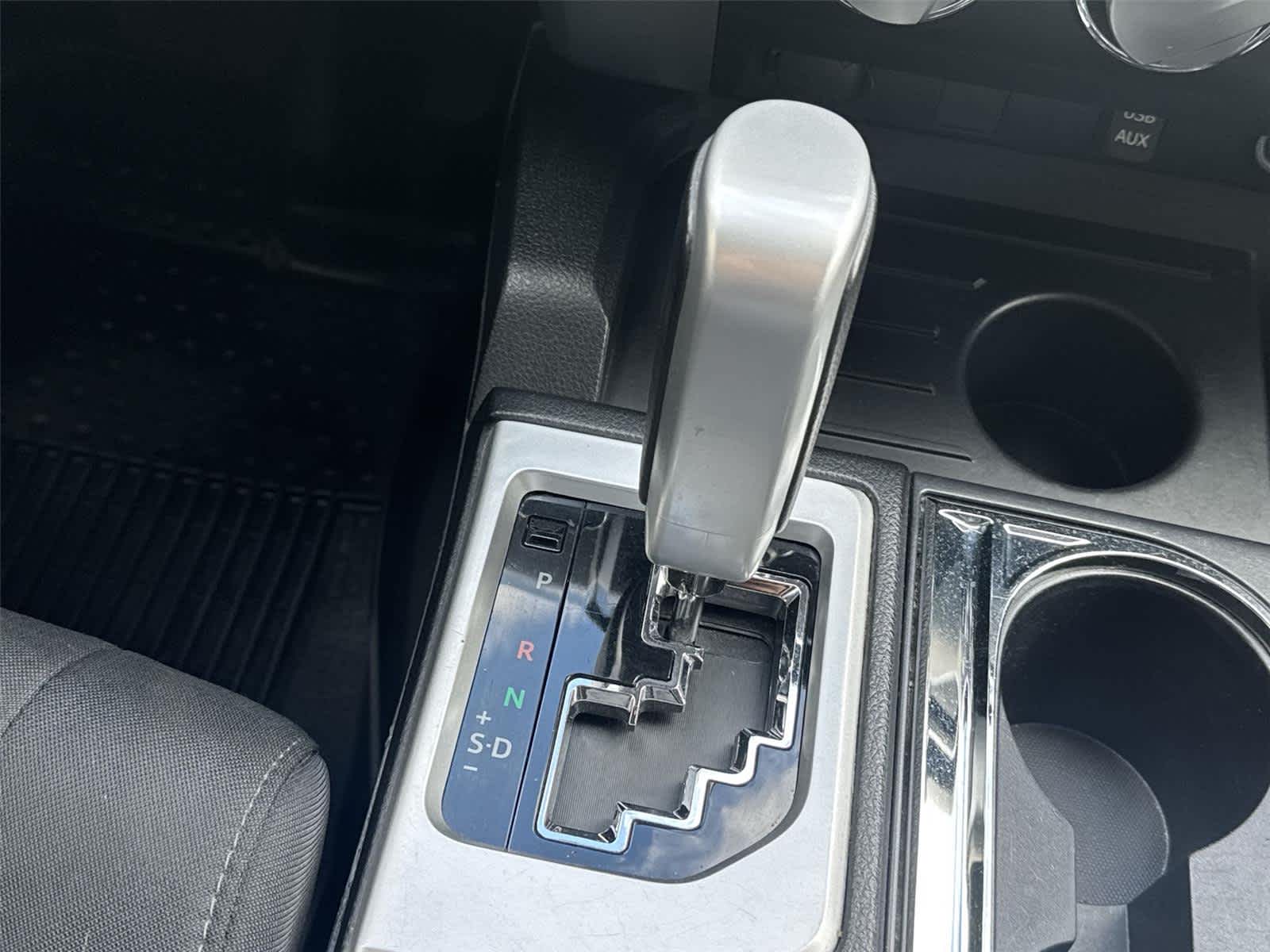 Thumbnail: 2017 Toyota Tundra - 19