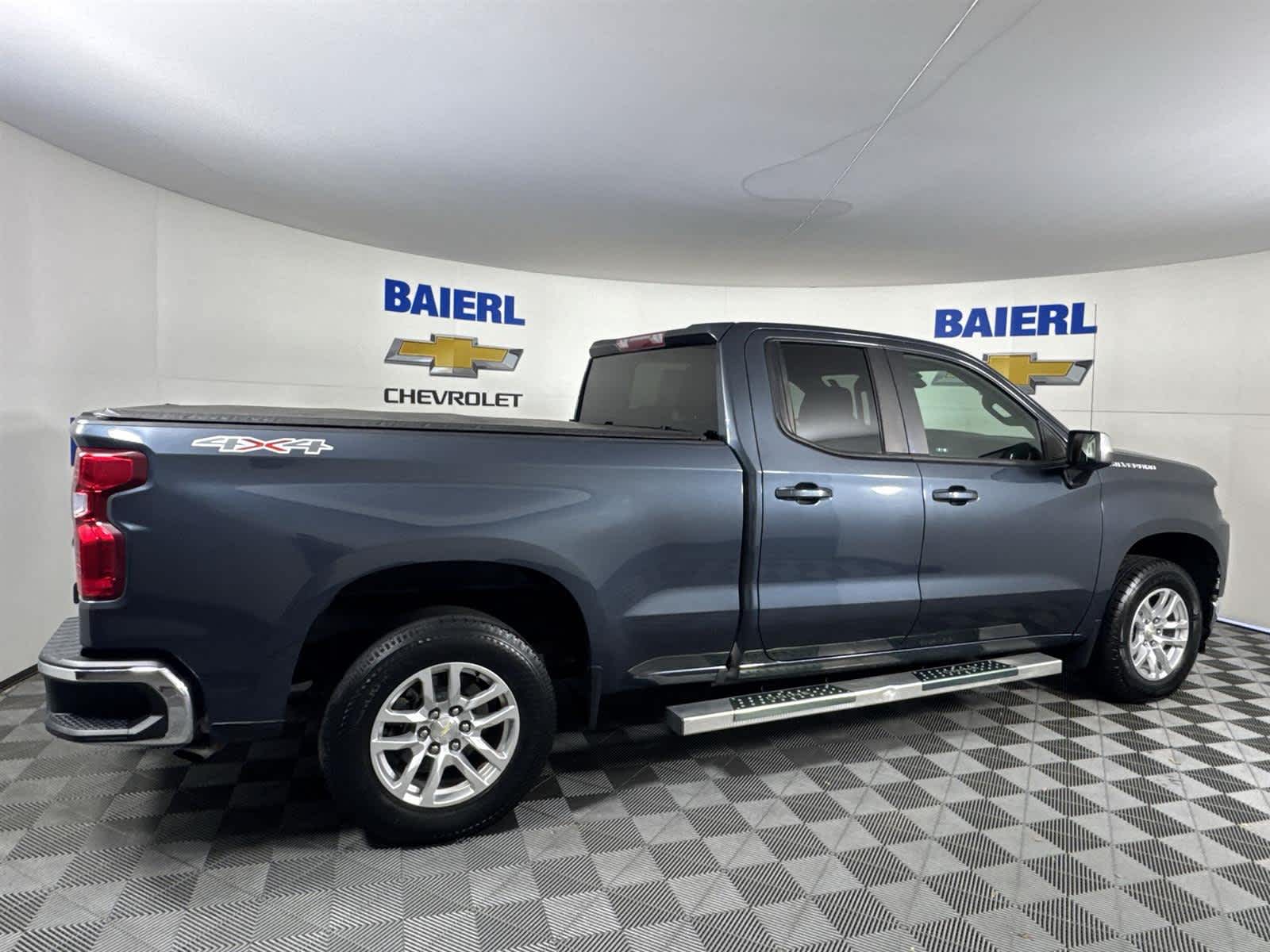 Thumbnail: 2020 Chevrolet Silverado 1500 - 6