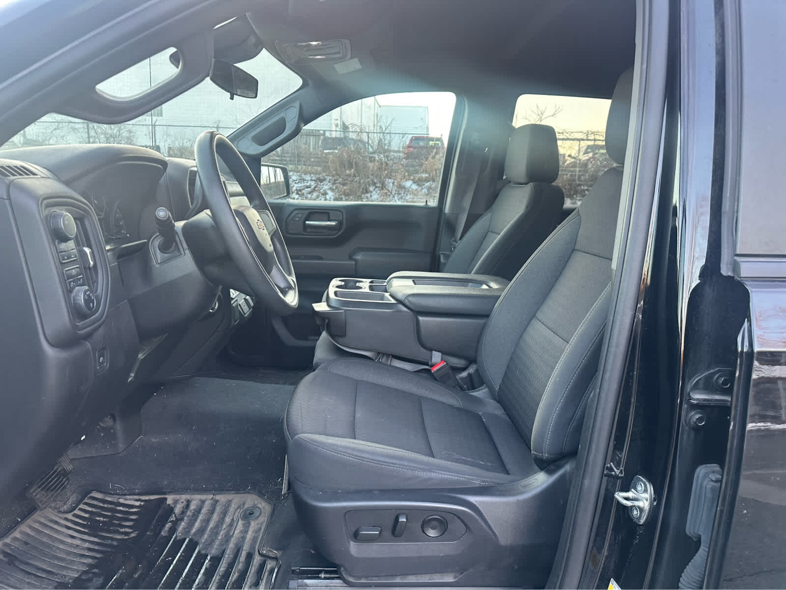 Thumbnail: 2023 Chevrolet Silverado 1500 - 9