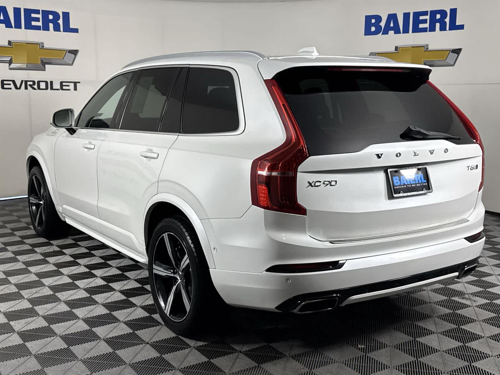 Thumbnail: 2018 Volvo XC90 - 3