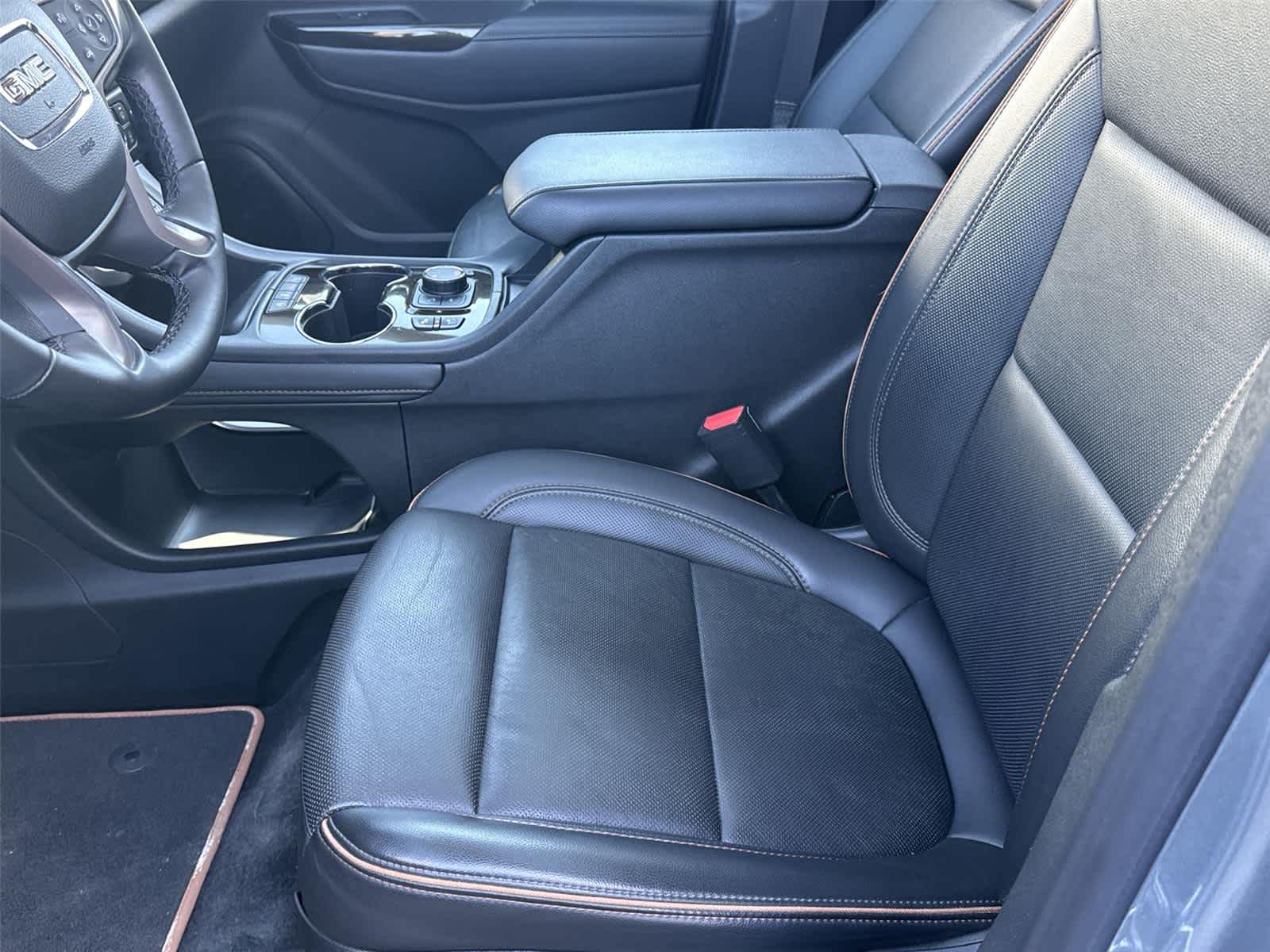 Thumbnail: 2023 GMC Acadia - 11