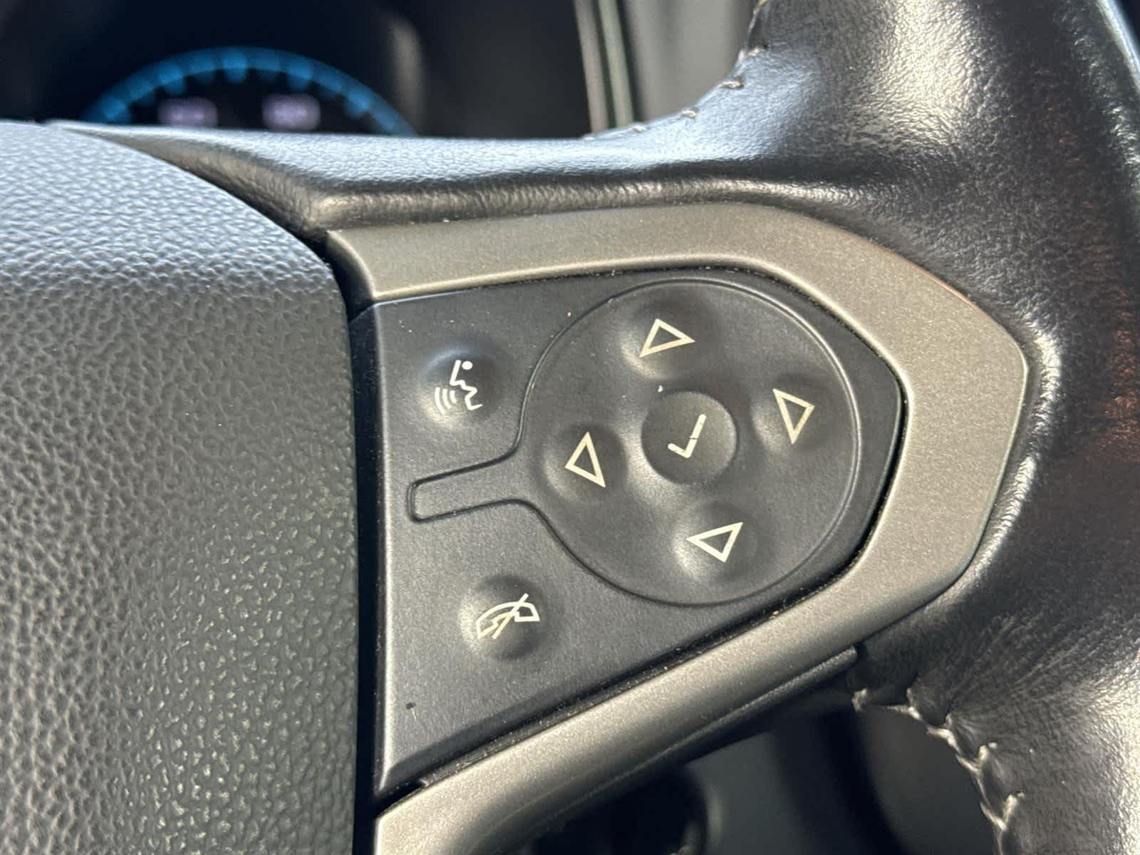 Thumbnail: 2021 Chevrolet Colorado - 25