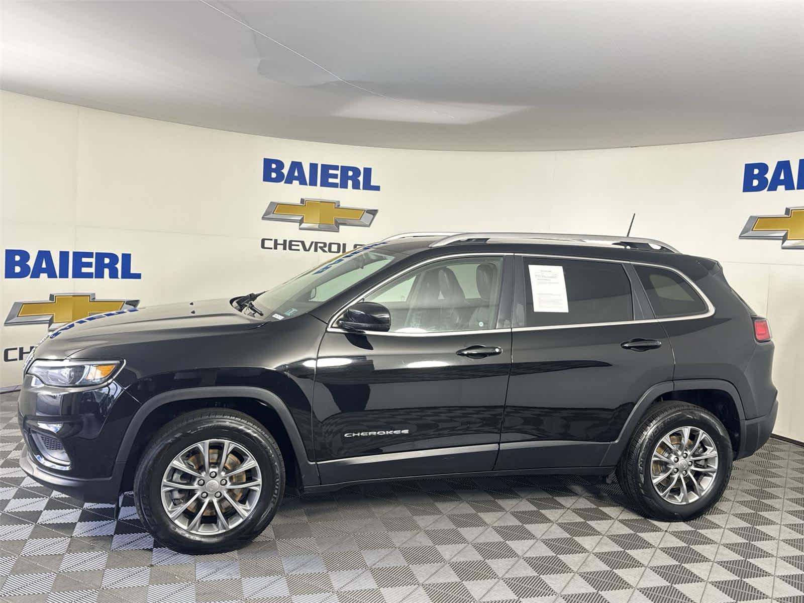 Thumbnail: 2019 Jeep Cherokee - 2