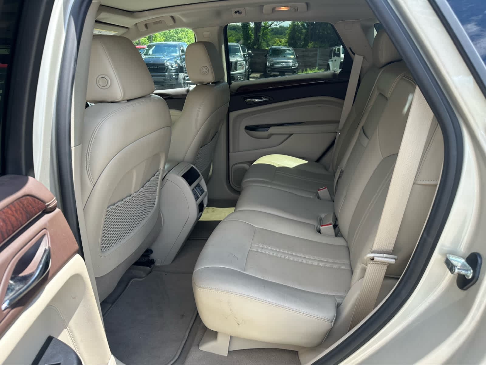 Thumbnail: 2015 Cadillac SRX - 23