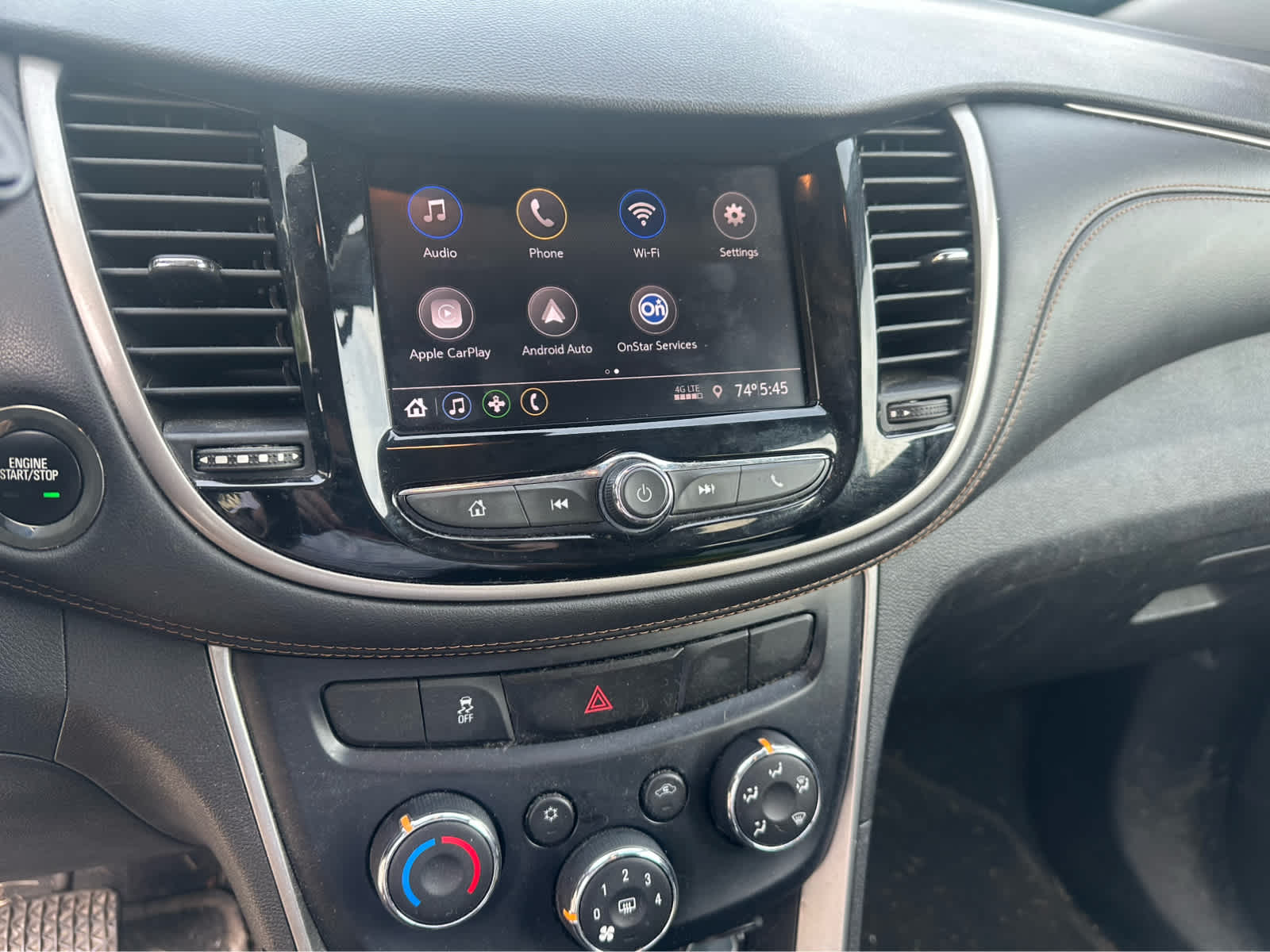 Thumbnail: 2020 Chevrolet Trax - 11