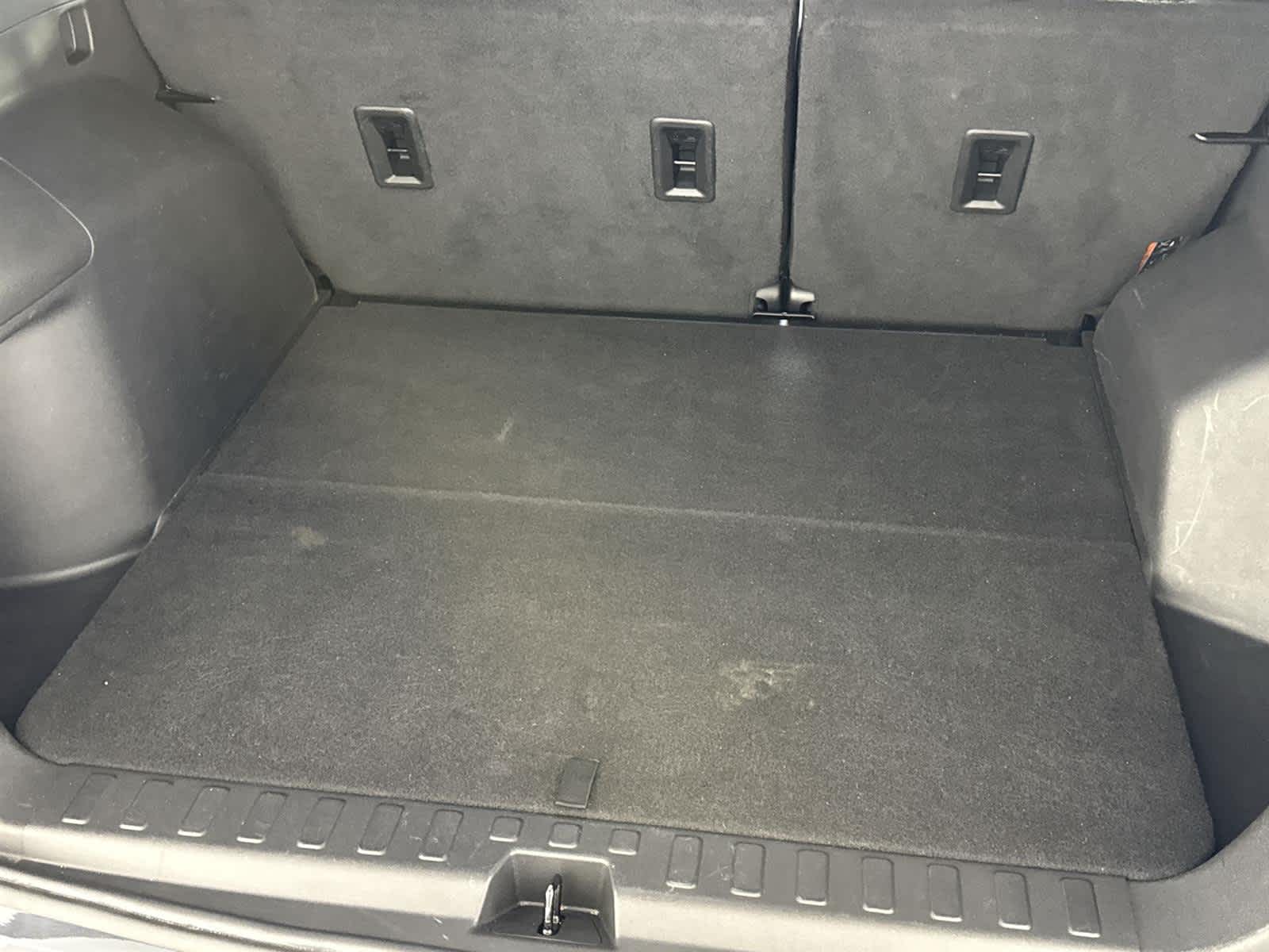 Thumbnail: 2023 Chevrolet Equinox - 15