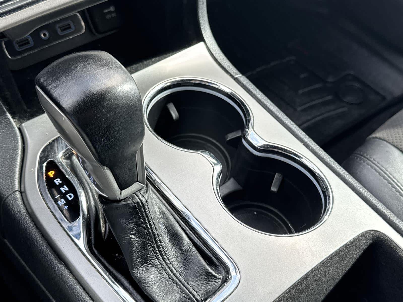 Thumbnail: 2020 Jeep Grand Cherokee - 21