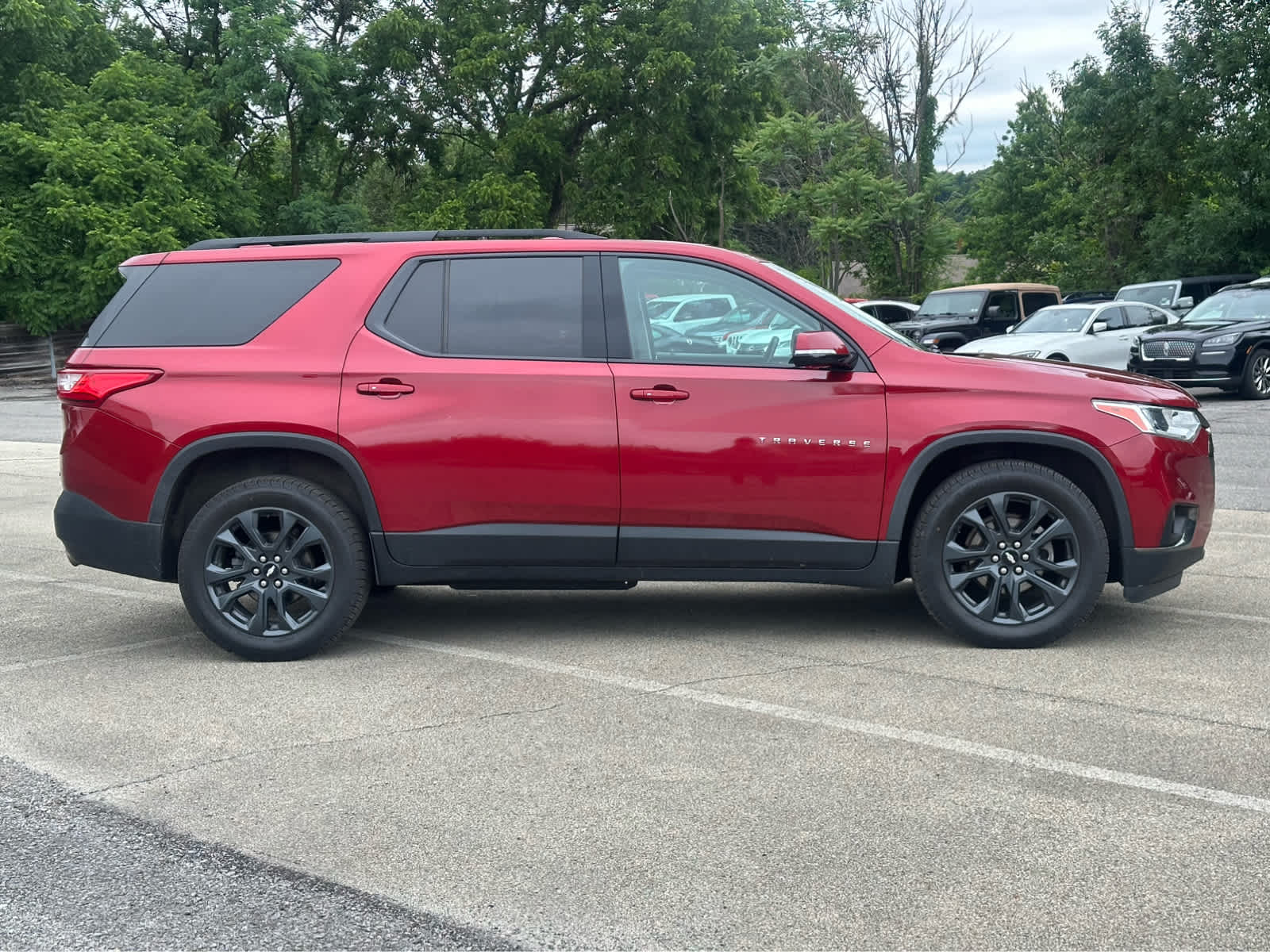 Thumbnail: 2019 Chevrolet Traverse - 8