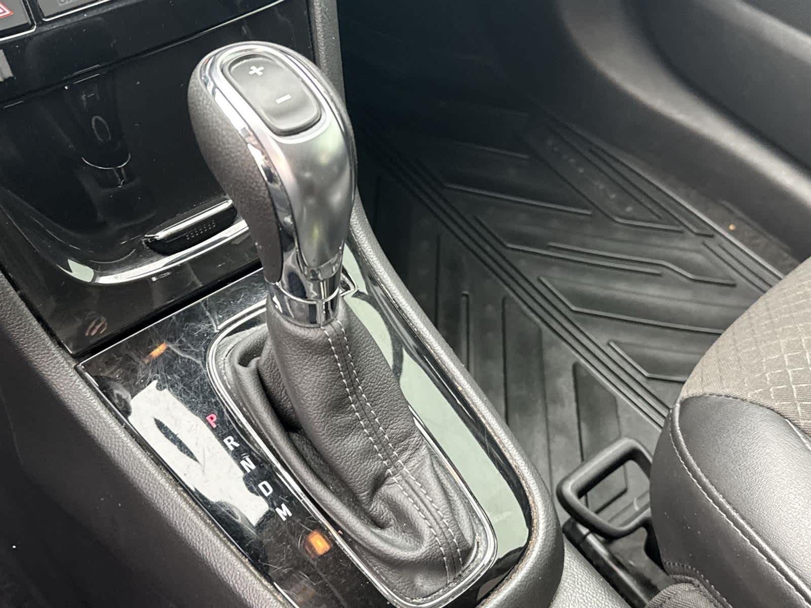 Thumbnail: 2021 Buick Encore - 19