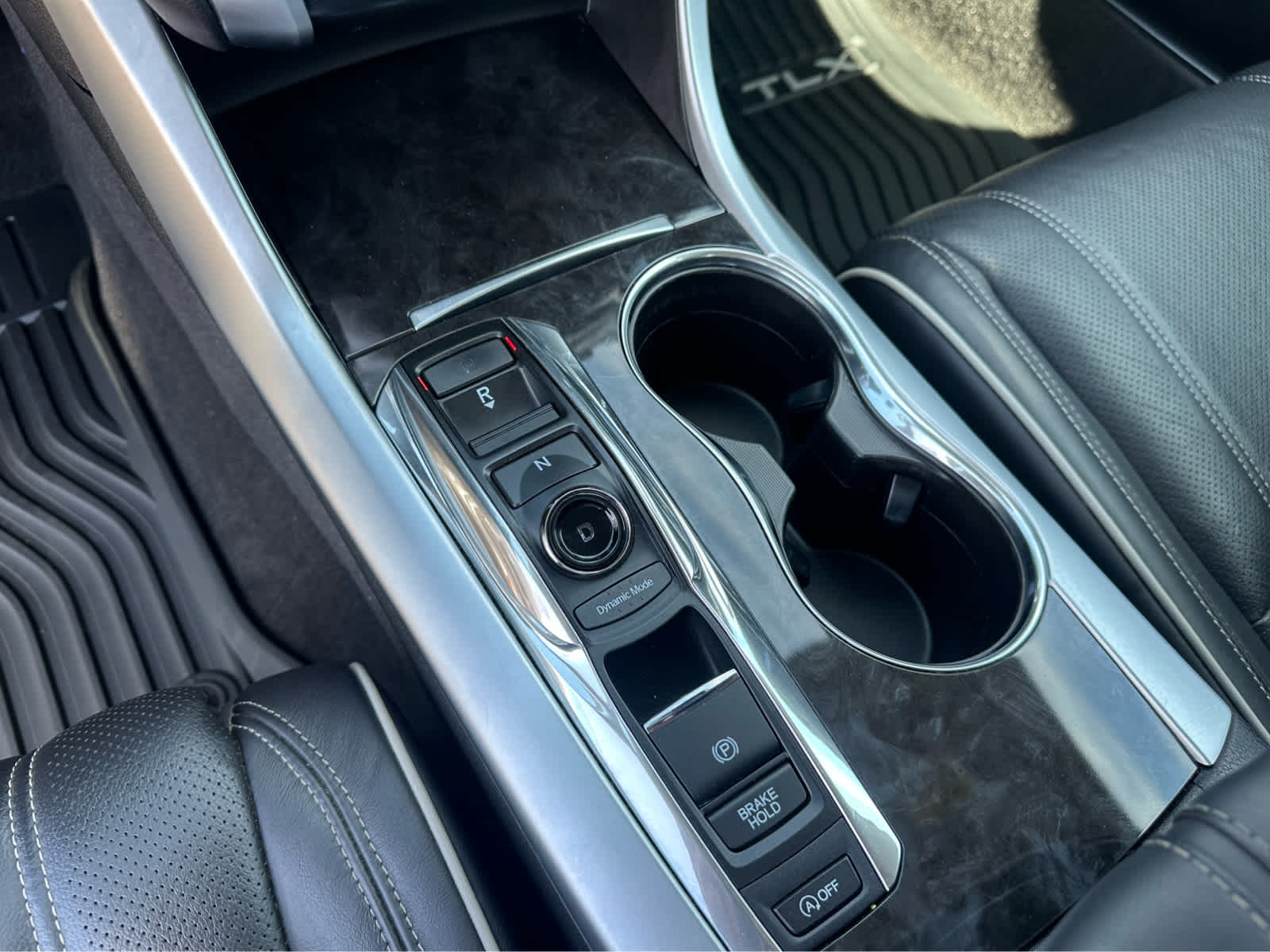 Thumbnail: 2019 Acura TLX - 17