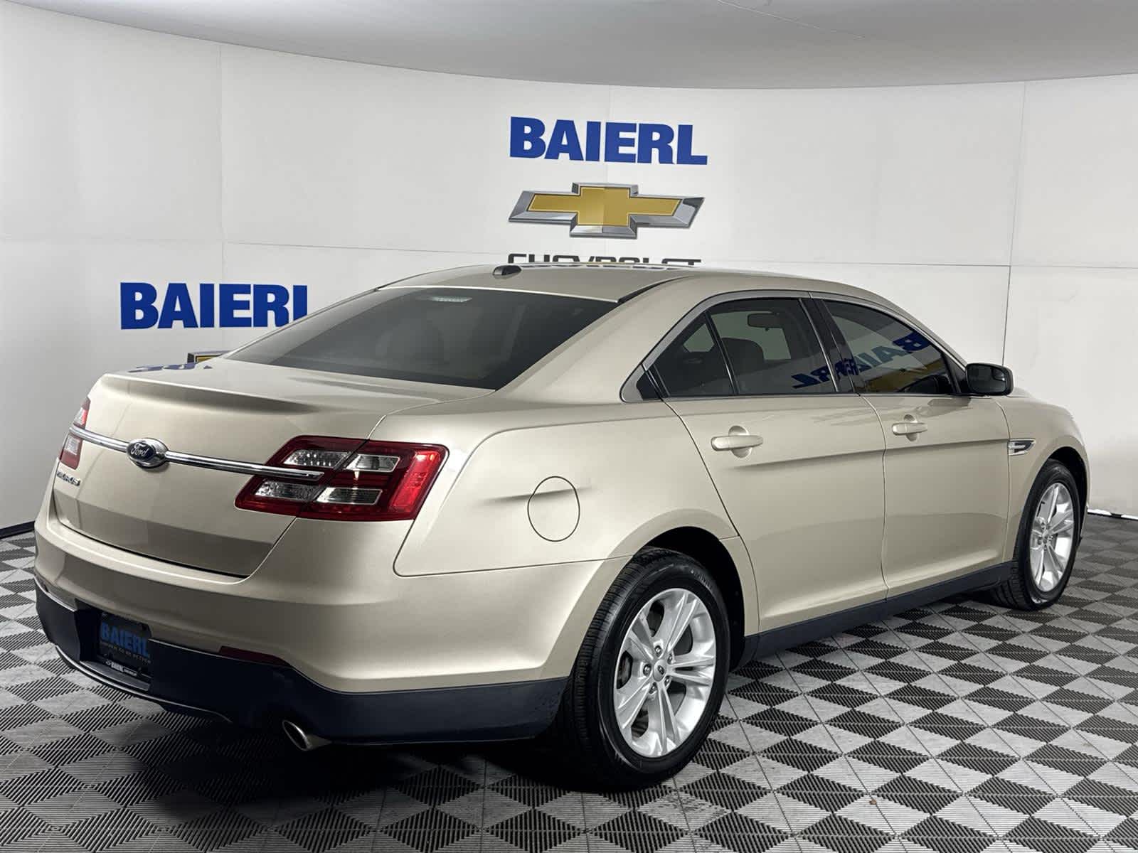 Thumbnail: 2017 Ford Taurus - 5