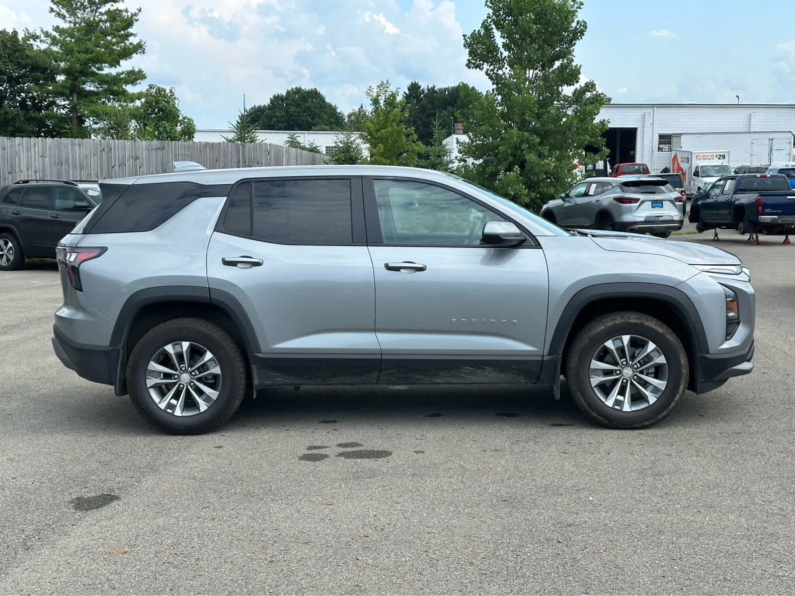 Thumbnail: 2026 Chevrolet Equinox - 8