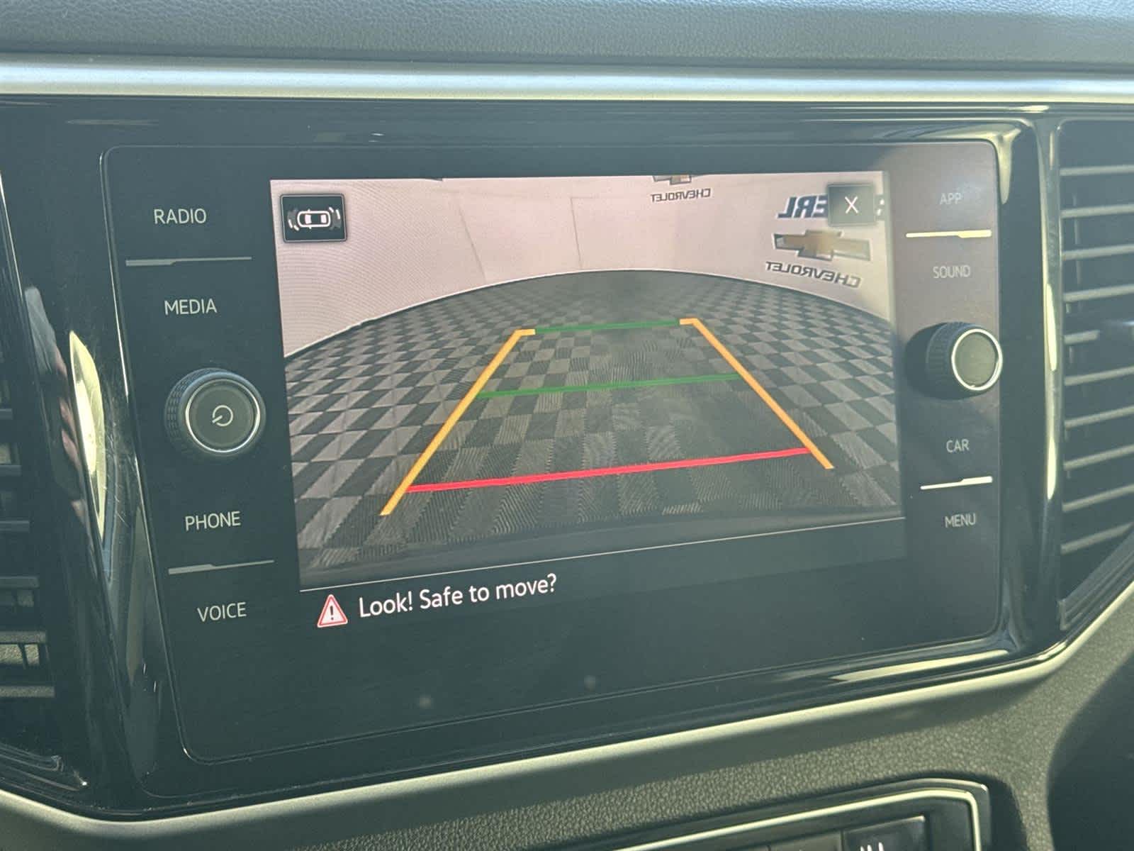 Thumbnail: 2022 Volkswagen Atlas - 17