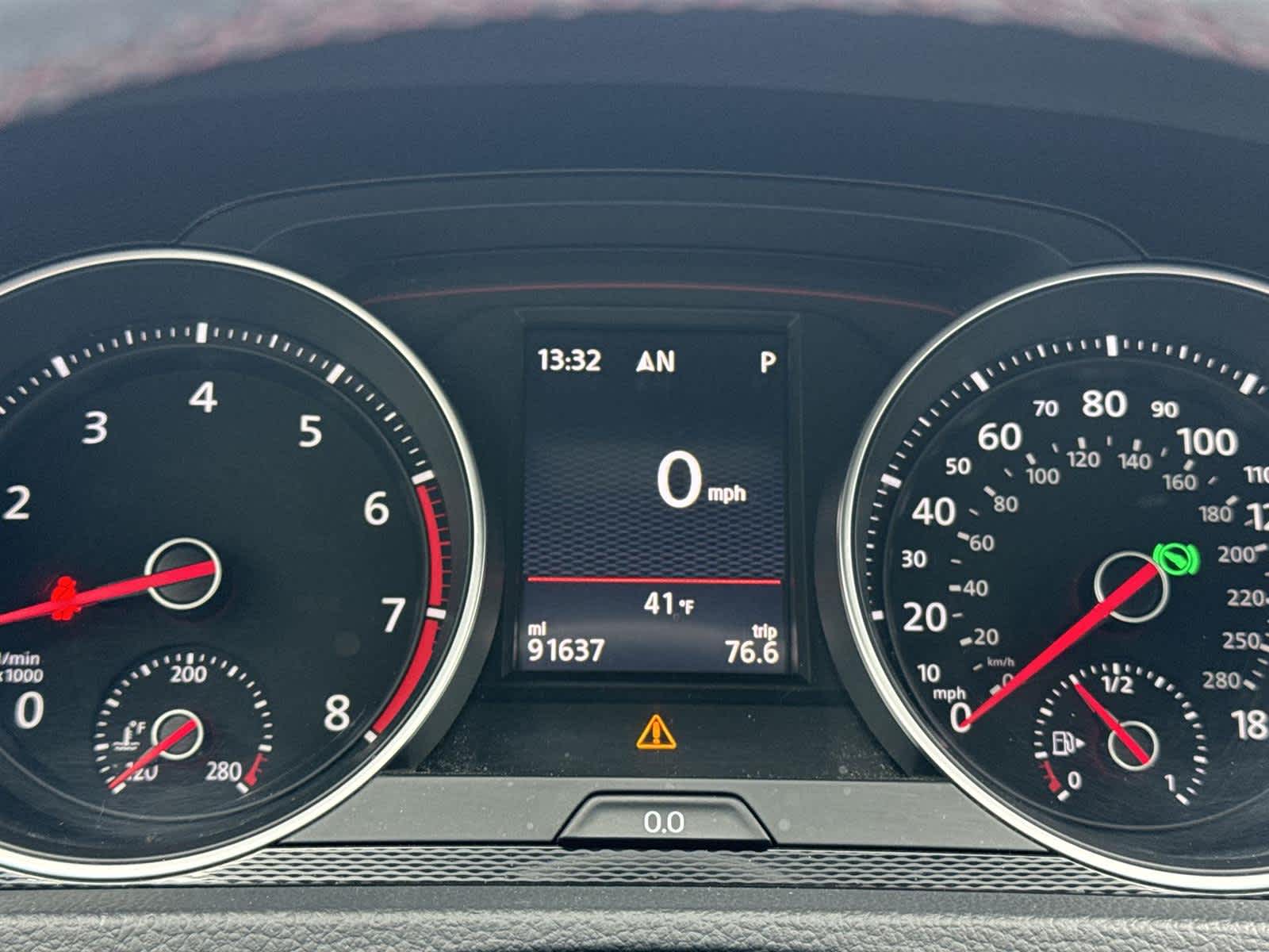 Thumbnail: 2017 Volkswagen Golf - 28