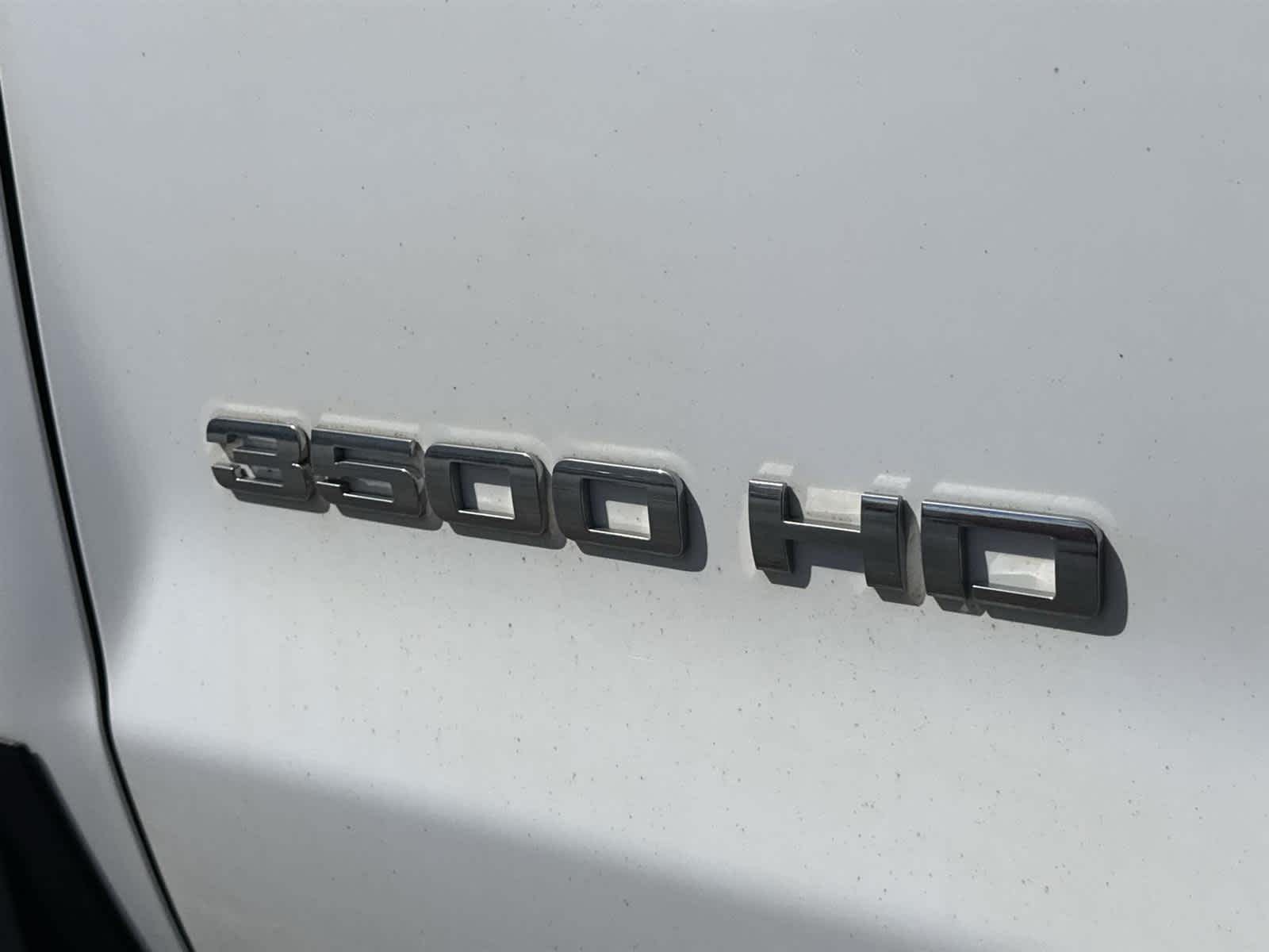 Thumbnail: 2016 Chevrolet Silverado 3500 - 11