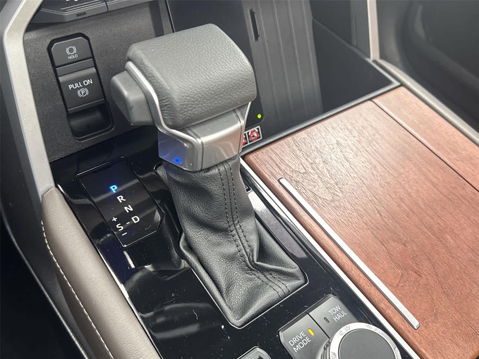 Thumbnail: 2025 Toyota Tundra - 21