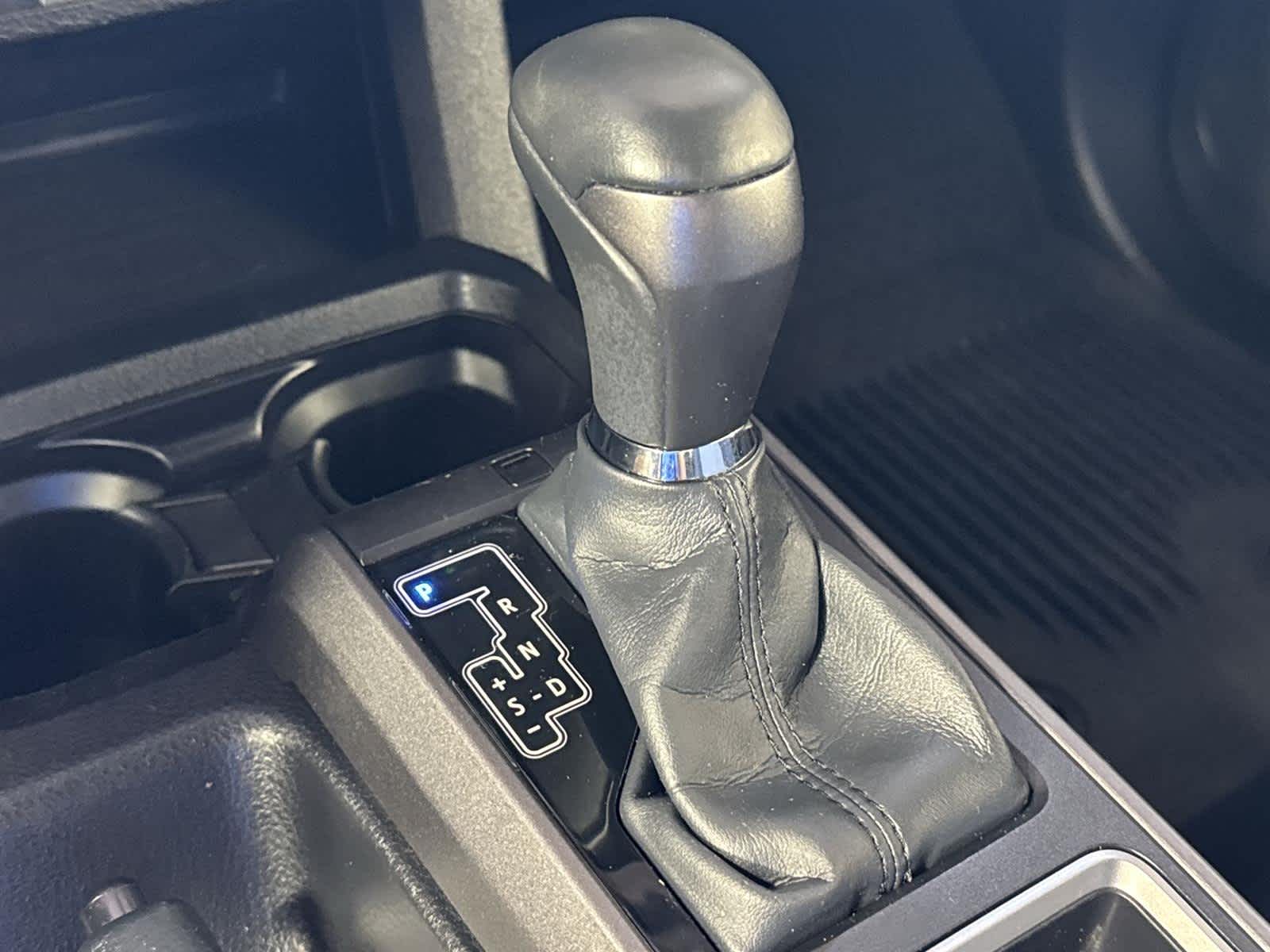 Thumbnail: 2022 Toyota Tacoma - 21