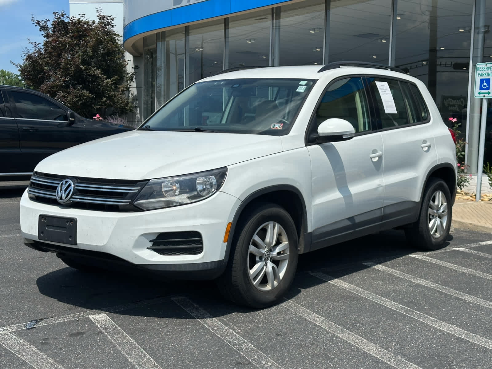 2017 Volkswagen Tiguan 2.0T -
                  Wexford, PA