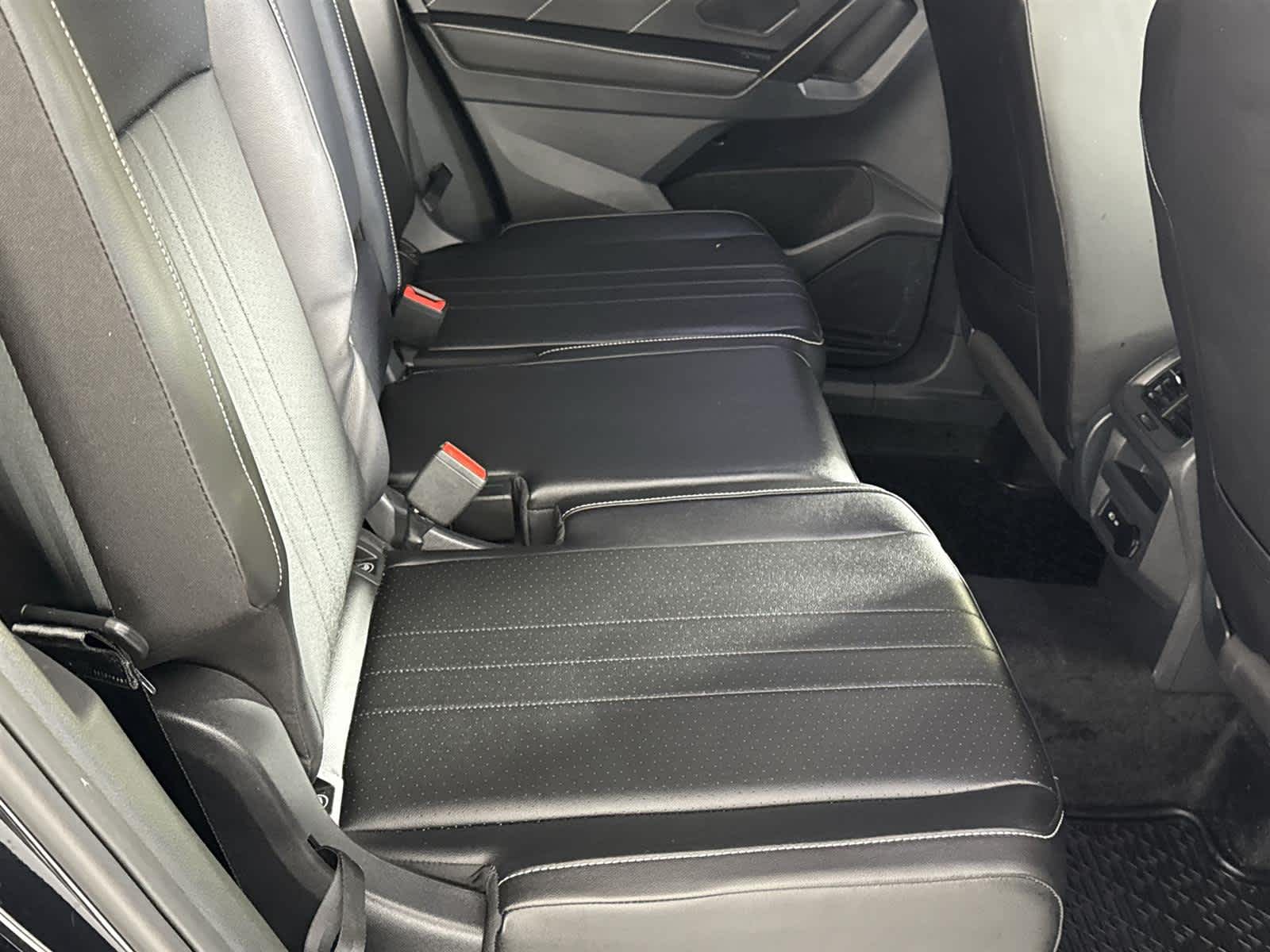 Thumbnail: 2024 Volkswagen Tiguan - 14