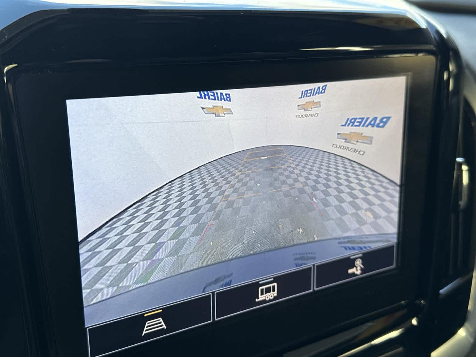 Thumbnail: 2023 Chevrolet Traverse - 20